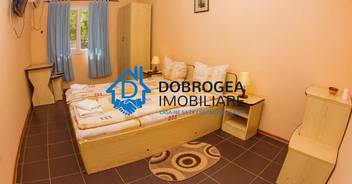 Casă 500 mp cu 18 camere în Maliuc