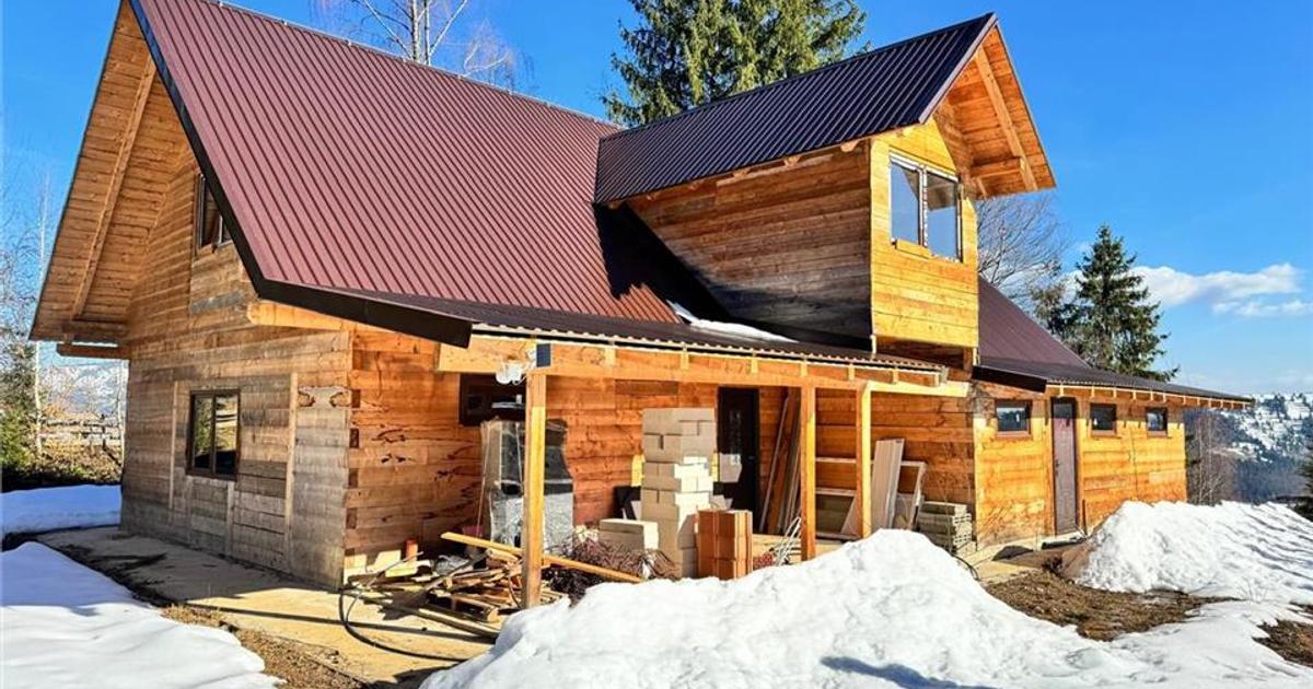 Casă cu 4 camere în Mătișești (Horea)