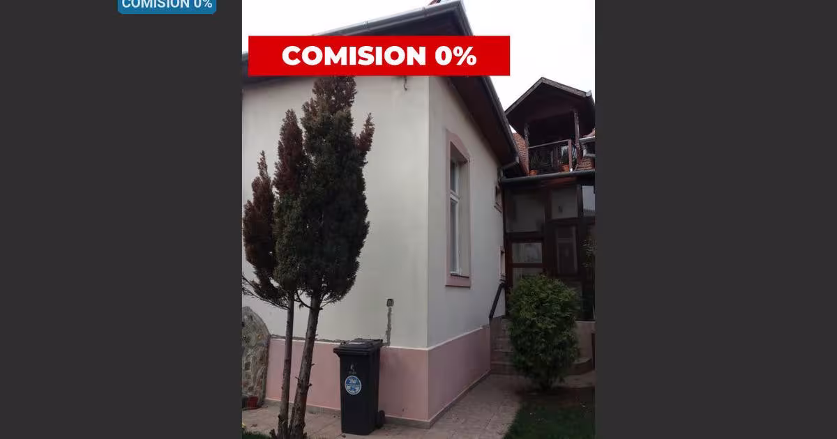 Casă 300 mp cu 9 camere în zona Centru Civic, Oradea