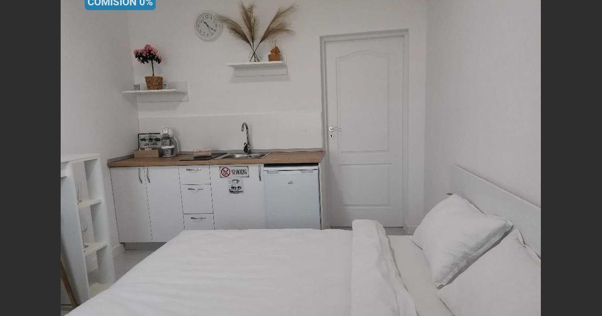 Casă 372 mp cu 6 camere în zona Episcopia Bihorului, Oradea