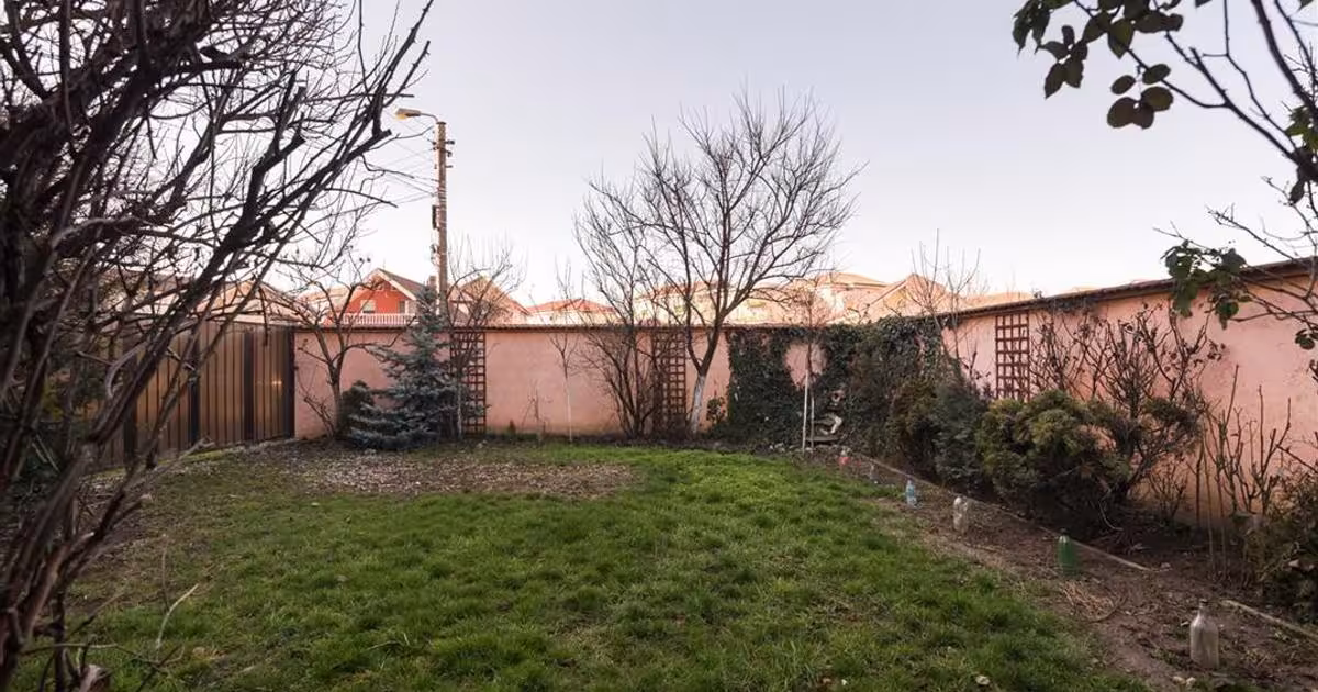 Casă cu 5 camere în zona Nufărul, Oradea