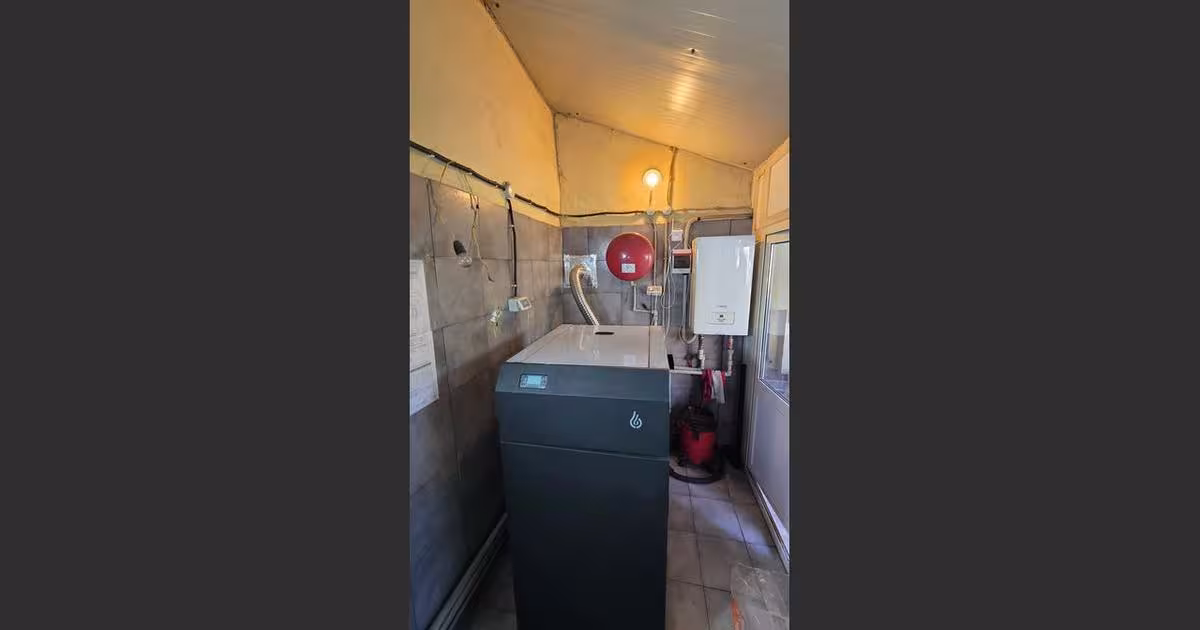 Casă 190.7 mp cu 6 camere în zona Central, Orșova