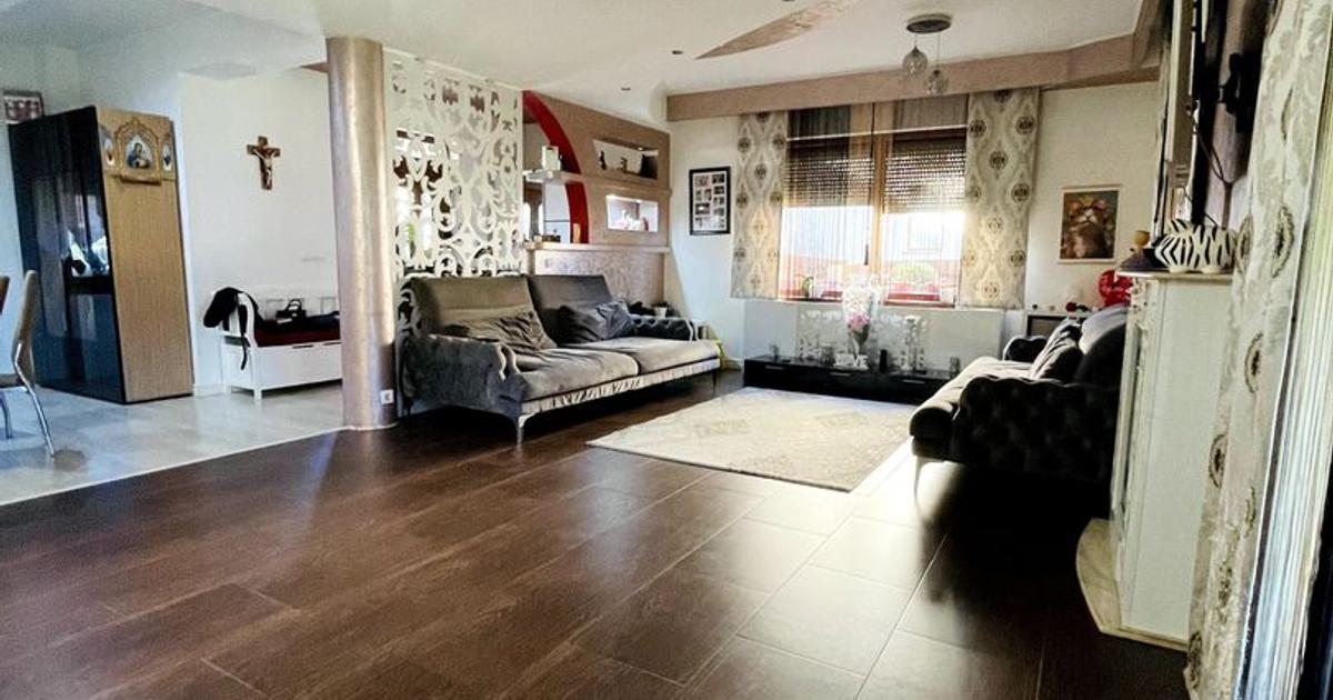 Casă cu 4 camere în Paleu