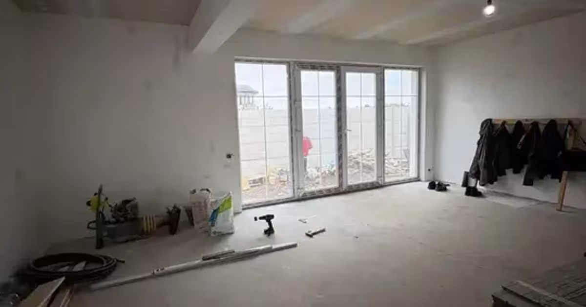 Casă cu 3 camere în zona Central, Pantelimon