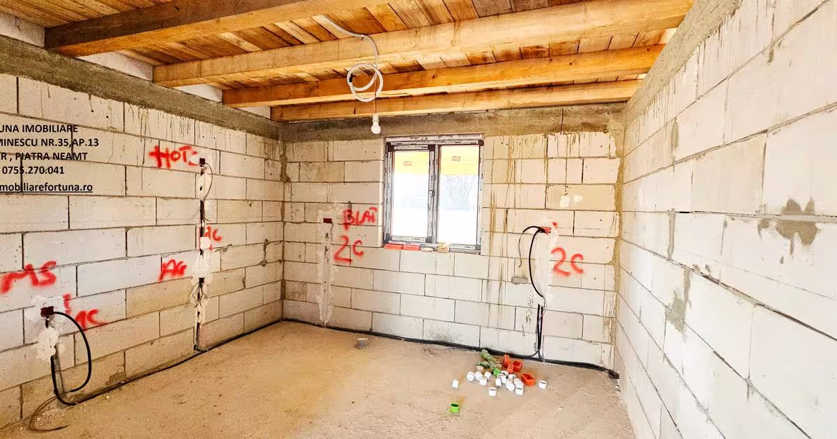 Casă 180 mp cu 5 camere în zona Exterior Vest, Piatra-Neamț