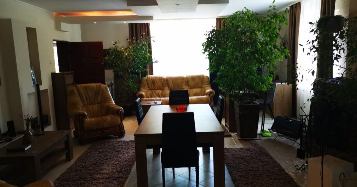 Casă 300 mp cu 7 camere în zona Găvana 3, Pitești