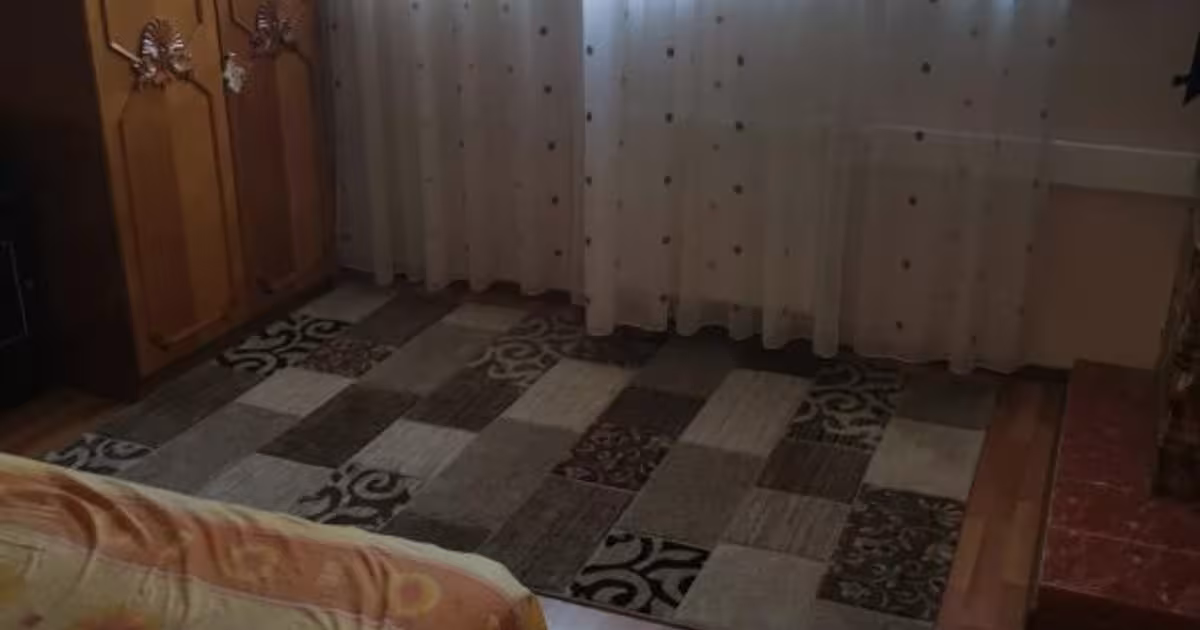 Casă 465 mp cu 14 camere în zona Trivale, Pitești