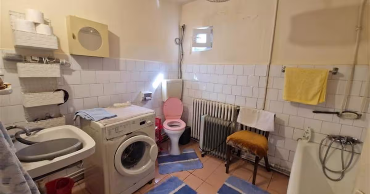 Casă cu 3 camere în zona Dealul Malului, Râmnicu Vâlcea