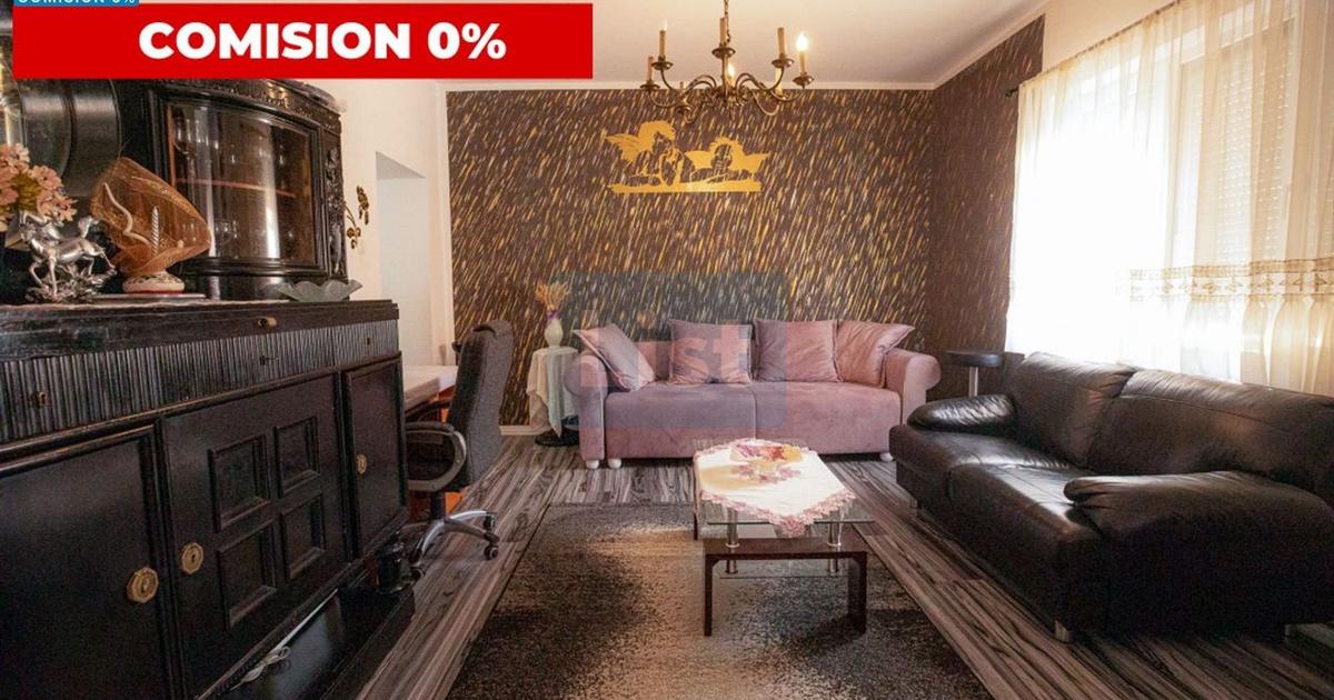 Casă 360 mp cu 7 camere în zona Centrul Civic, Reșița