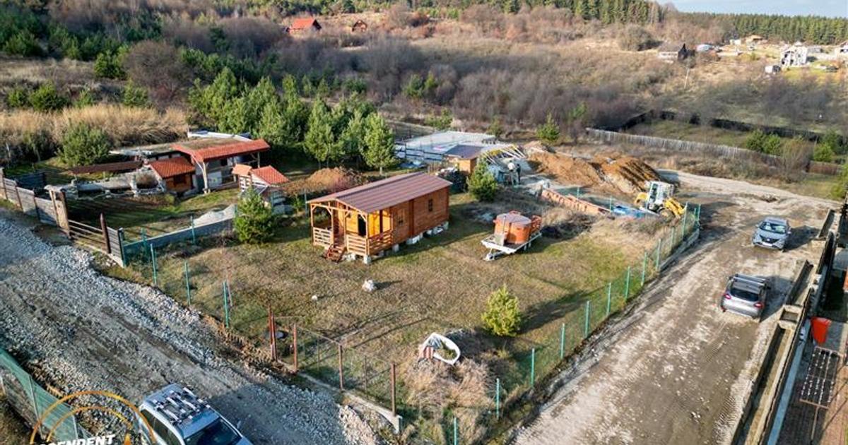 Casă cu 2 camere în Sâncraiu