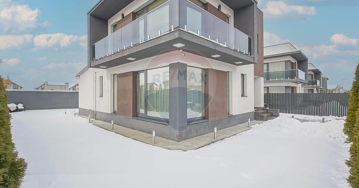 Casă cu 4 camere în Sânpetru