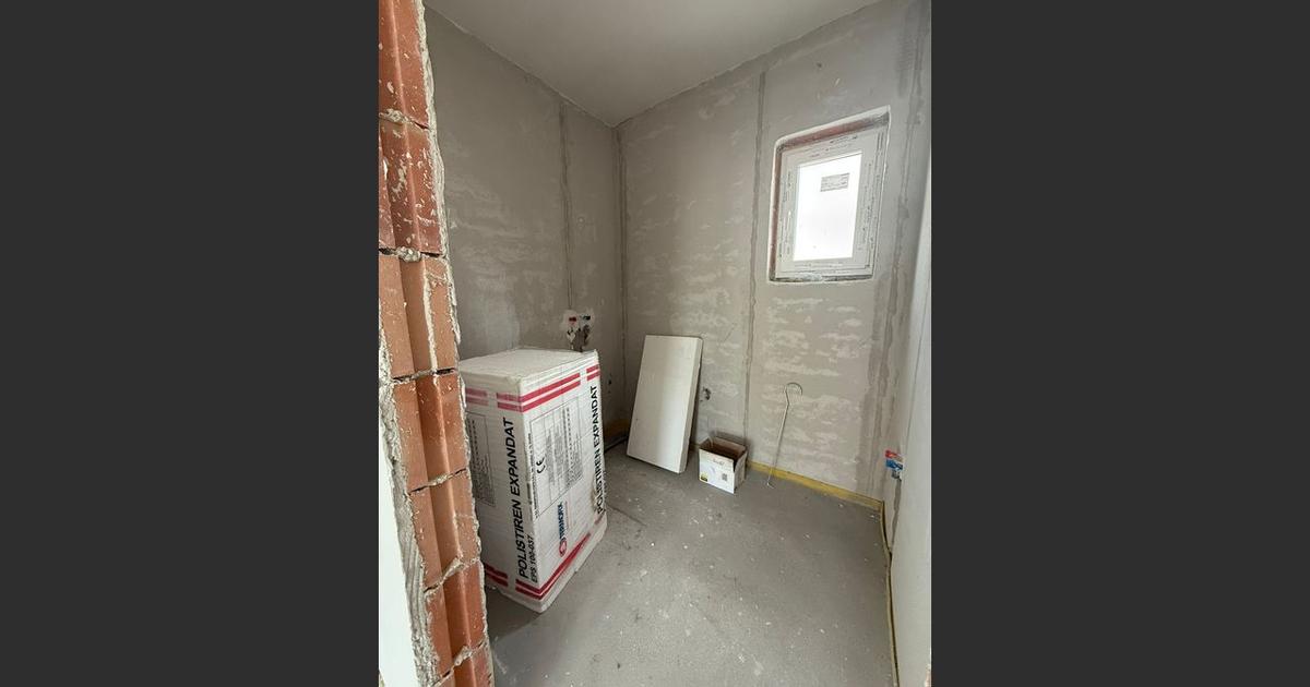 Casă 100 mp cu 4 camere în Sântandrei