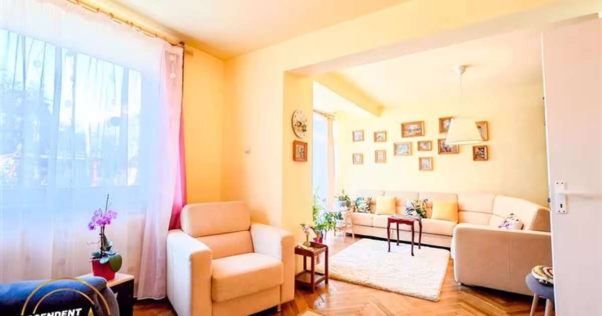 Casă cu 3 camere în zona Central, Sfântu Gheorghe