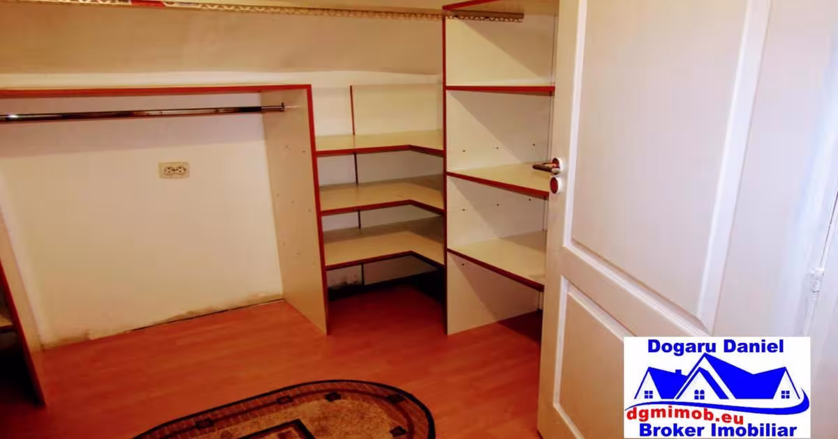 Casă 160 mp cu 5 camere în zona Central, Simeria