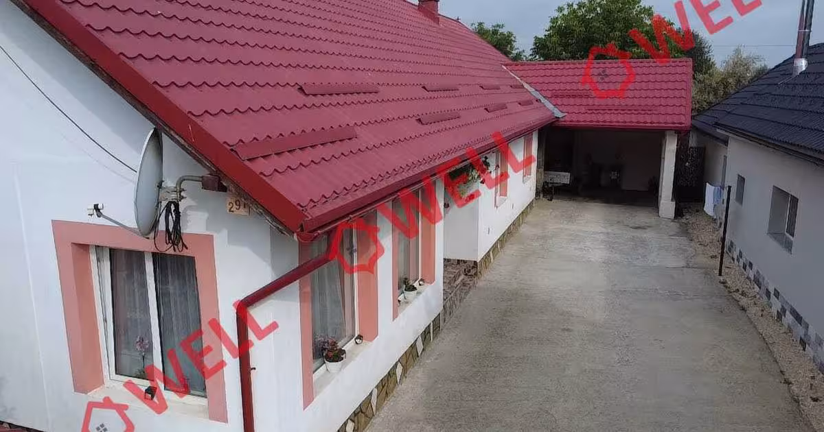 Casă 90 mp cu 4 camere în Sita Buzăului