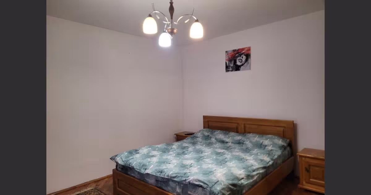 Casă 65.8 mp cu 3 camere în zona Abator, Târgu Jiu