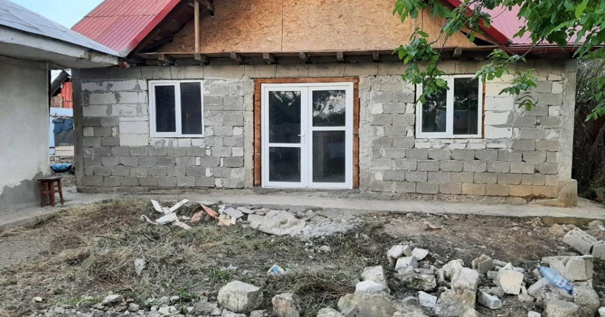 Casă 350 mp cu 4 camere în zona Central, Tecuci