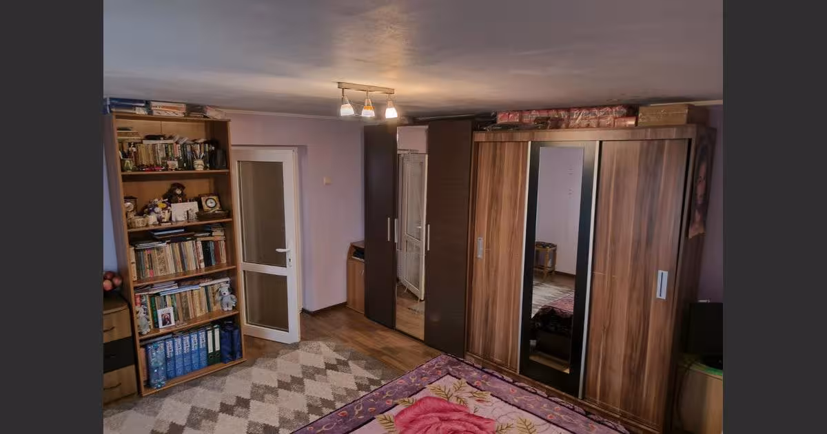 Casă 93 mp cu 2 camere în zona Central, Vaslui