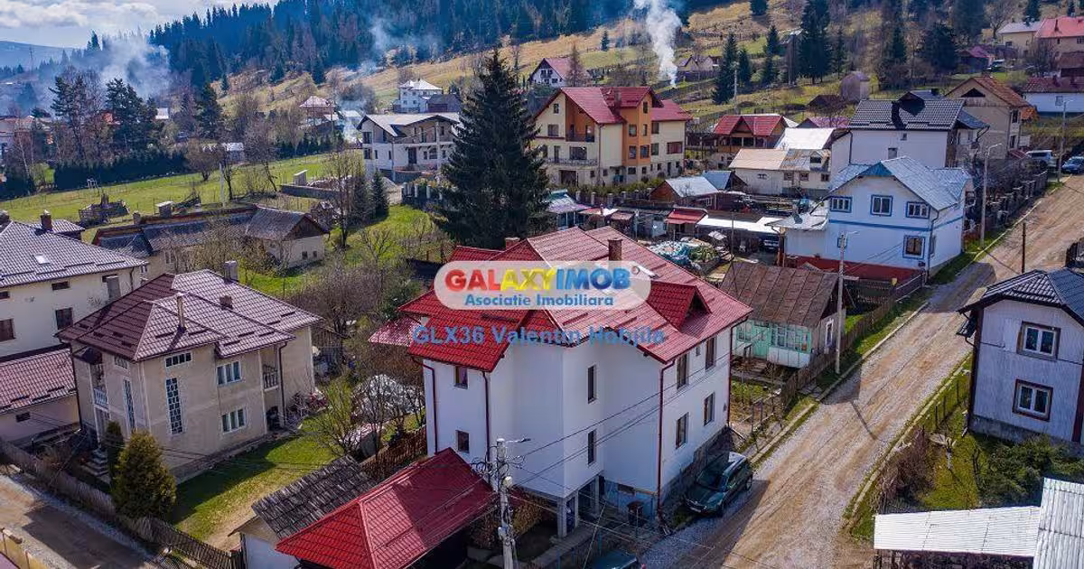 Casă cu 4 camere în zona Central, Vatra Dornei