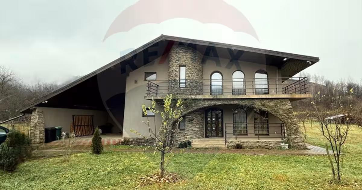 Casă cu 5 camere în Voislova