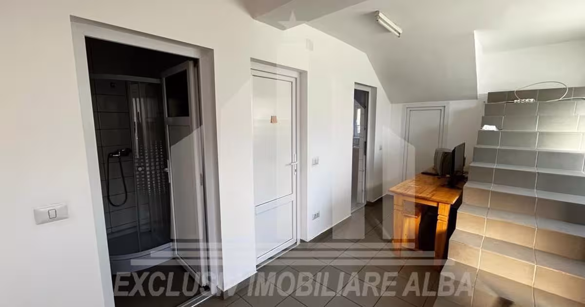 Casă individuală decomandat cu 6 camere în zona Lipoveni, Alba Iulia
