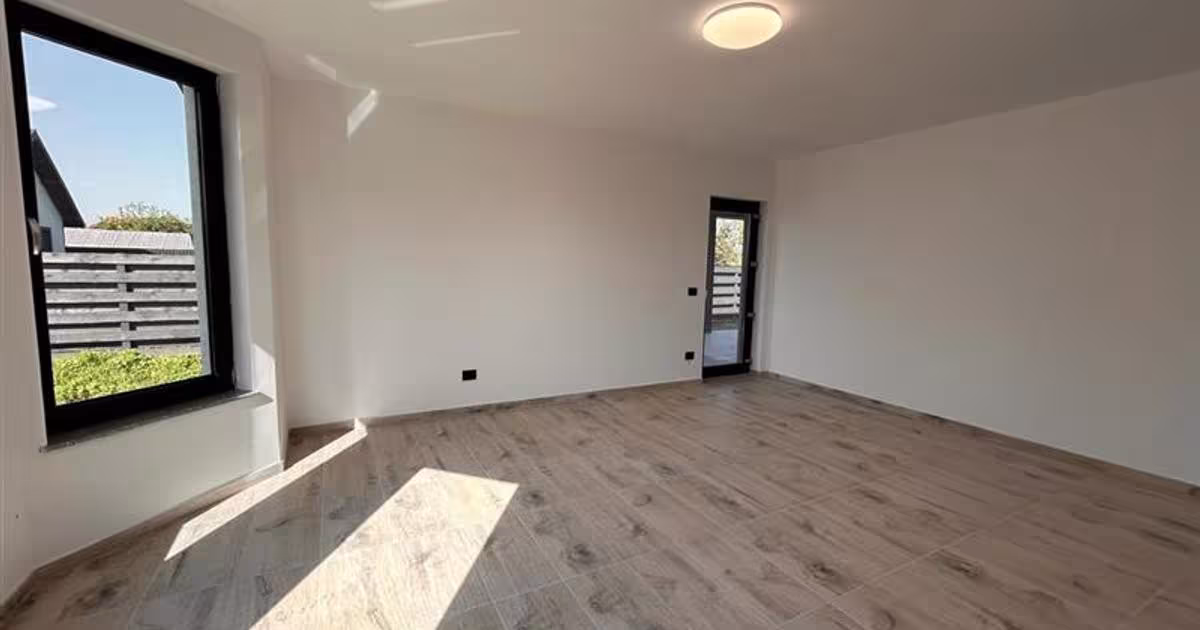 Casă individuală 120 mp cu 3 camere în zona Letea, Bacău