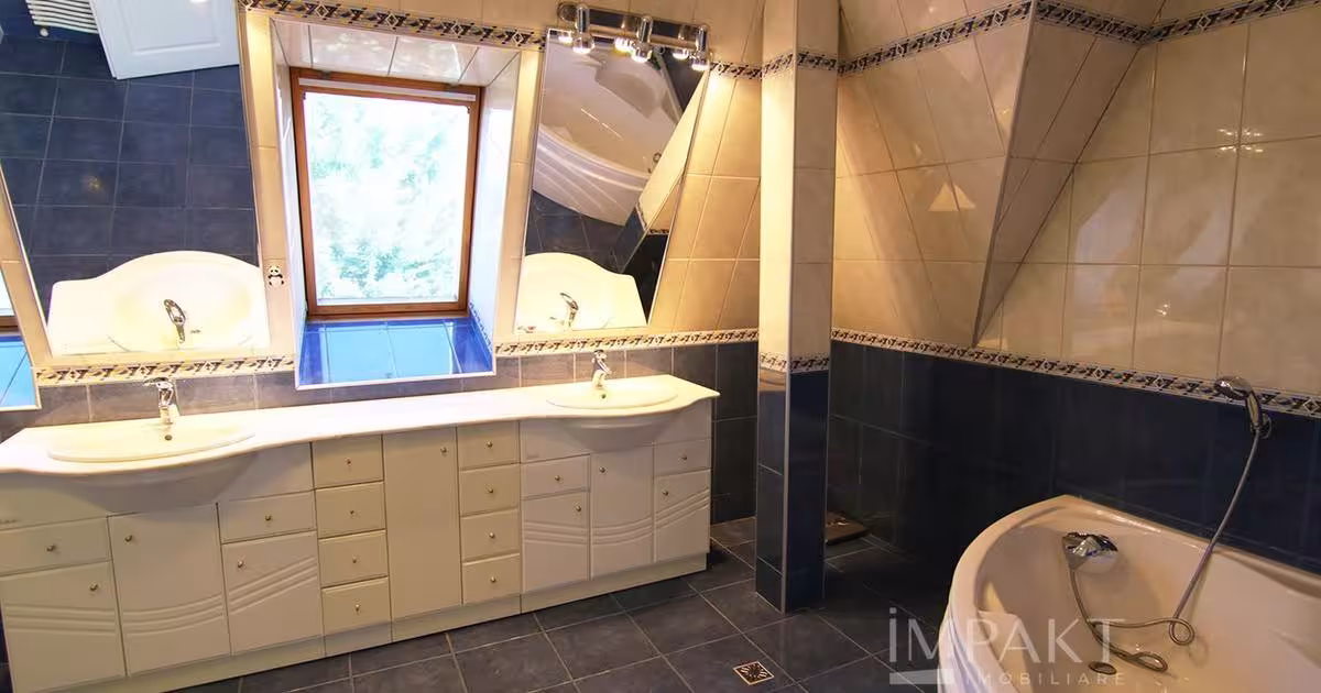 Casă individuală decomandat cu 7 camere în zona Andrei Mureșanu, Cluj-Napoca