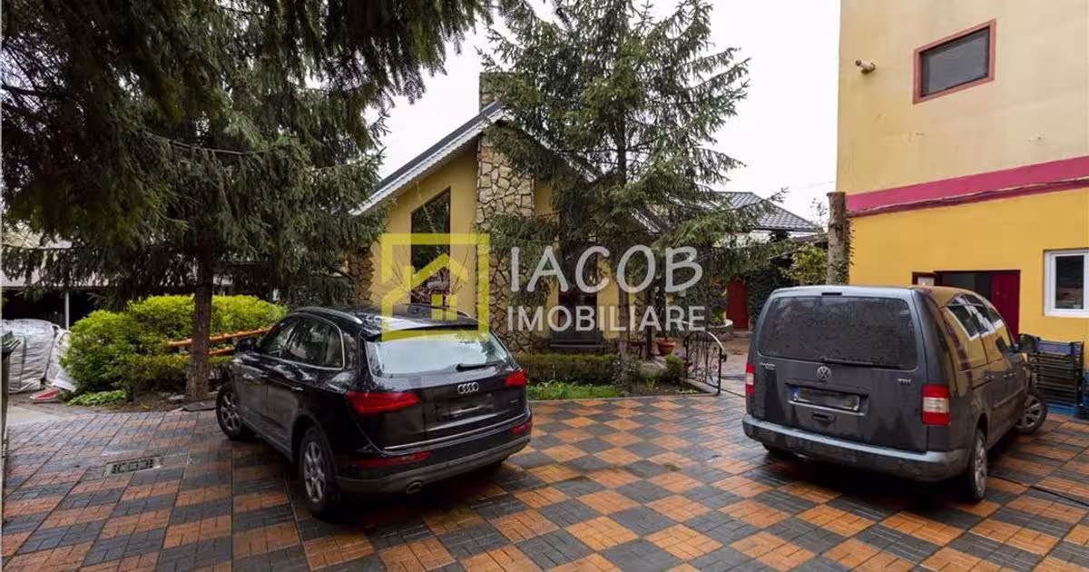 Casă individuală cu 5 camere în Mărgineni