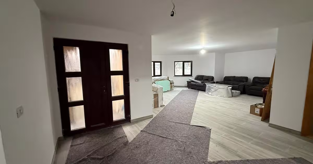 Casă individuală cu 4 camere în zona Central, Rădăuți