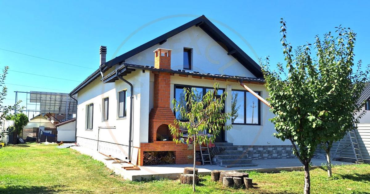 Casă individuală 100 mp cu 3 camere în Recea (Căteasca)