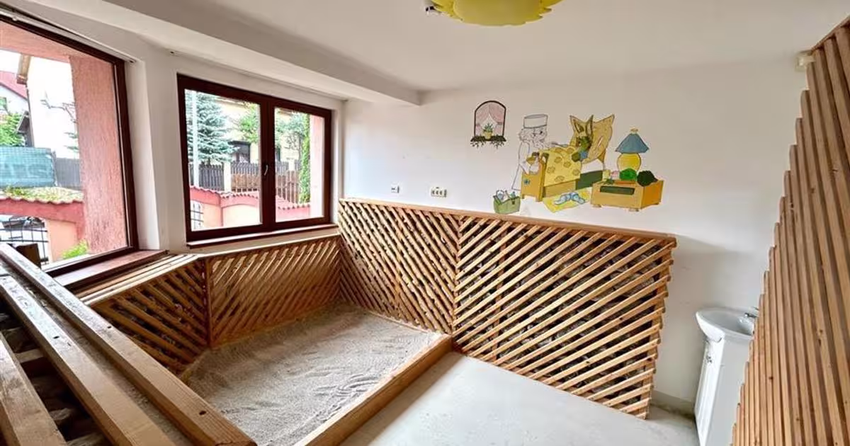 Casă individuală 560 mp cu 6 camere în zona Bunloc, Săcele