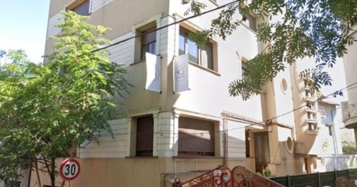 Casă individuală cu 12 camere în zona Calea Călărașilor, Sector 3