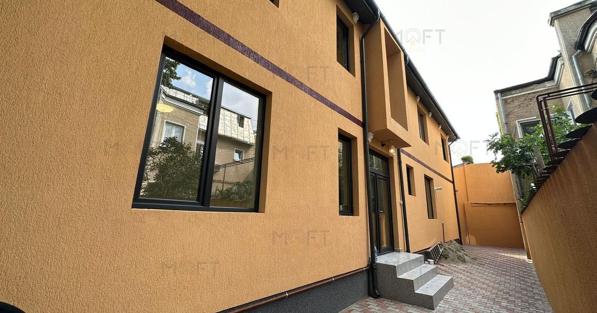 Casă individuală cu 4 camere în zona P-ța Alba Iulia, Sector 3