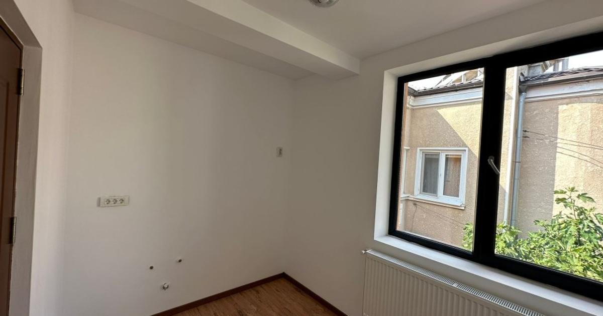 Casă individuală 160 mp cu 5 camere în zona Vitan Mall, Sector 3