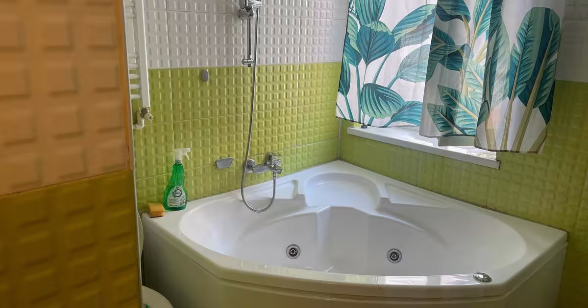 Casă individuală cu 2 camere în zona Parcul Carol, Sector 4