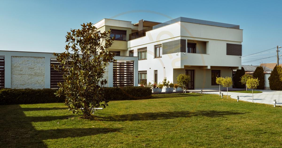 Casă individuală cu 6 camere în Ștefănești