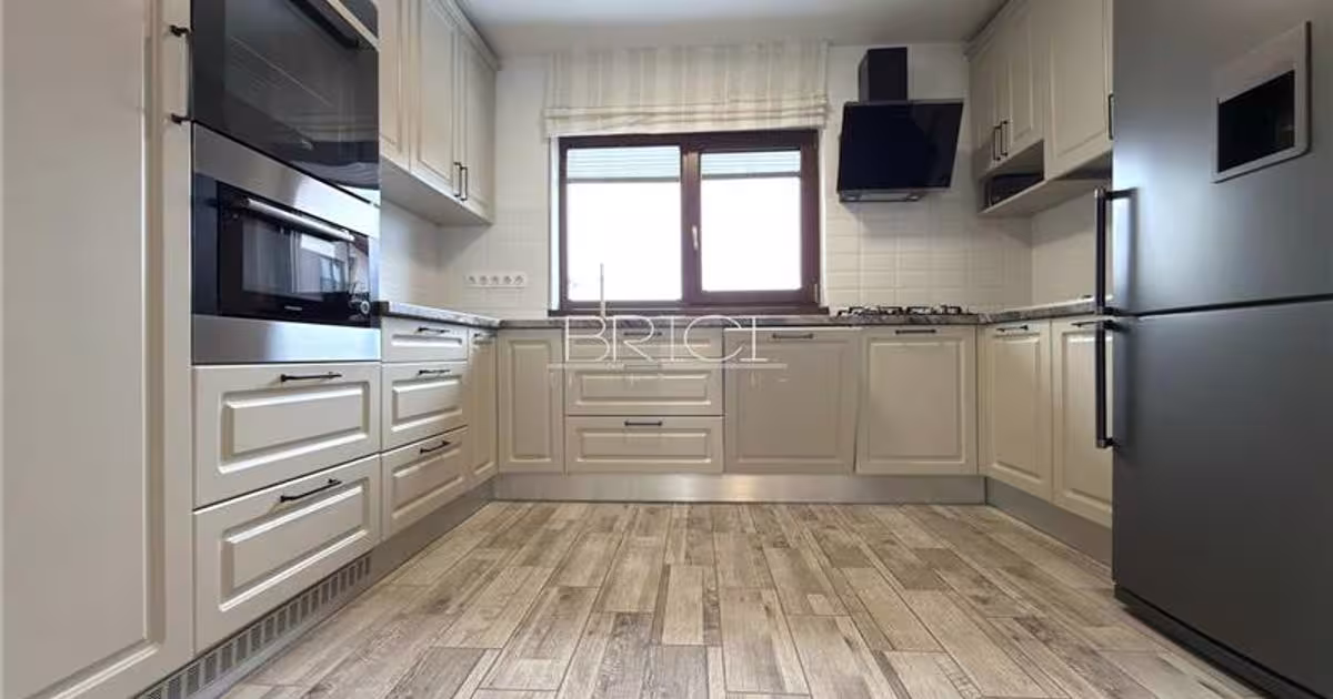 Casă individuală cu 4 camere în Tărlungeni