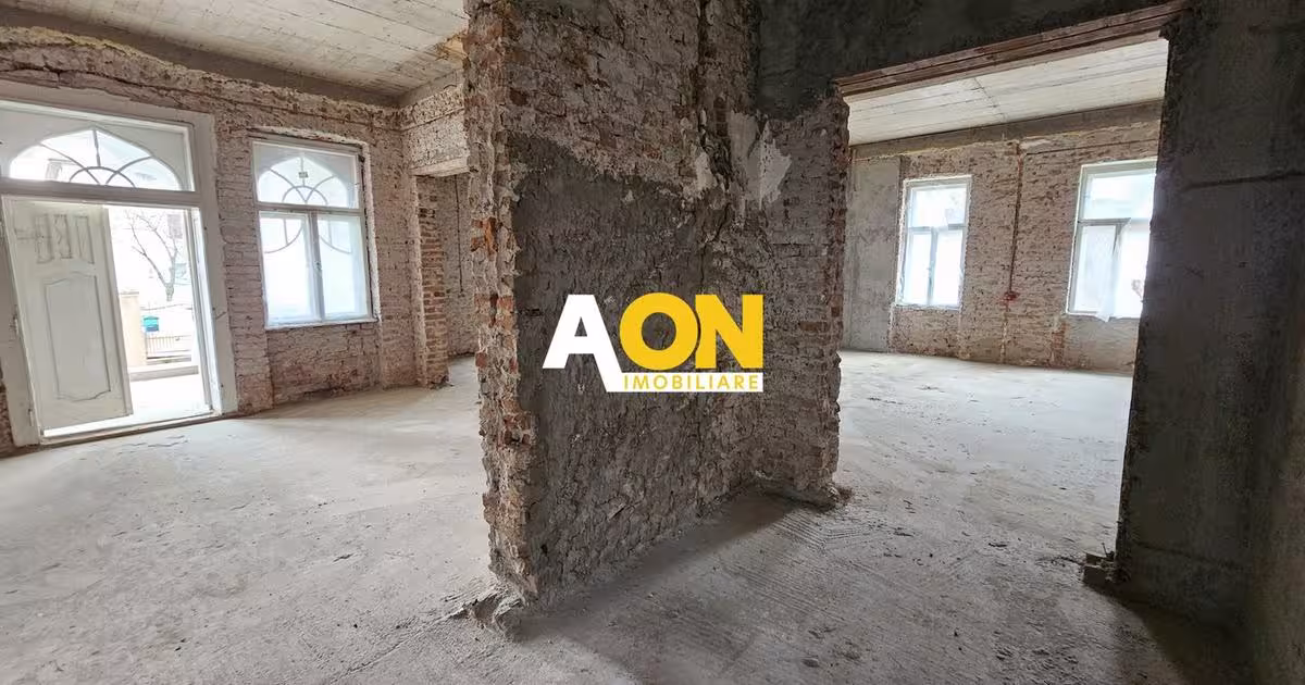 Casă individuală cu 11 camere în zona Central, Alba Iulia