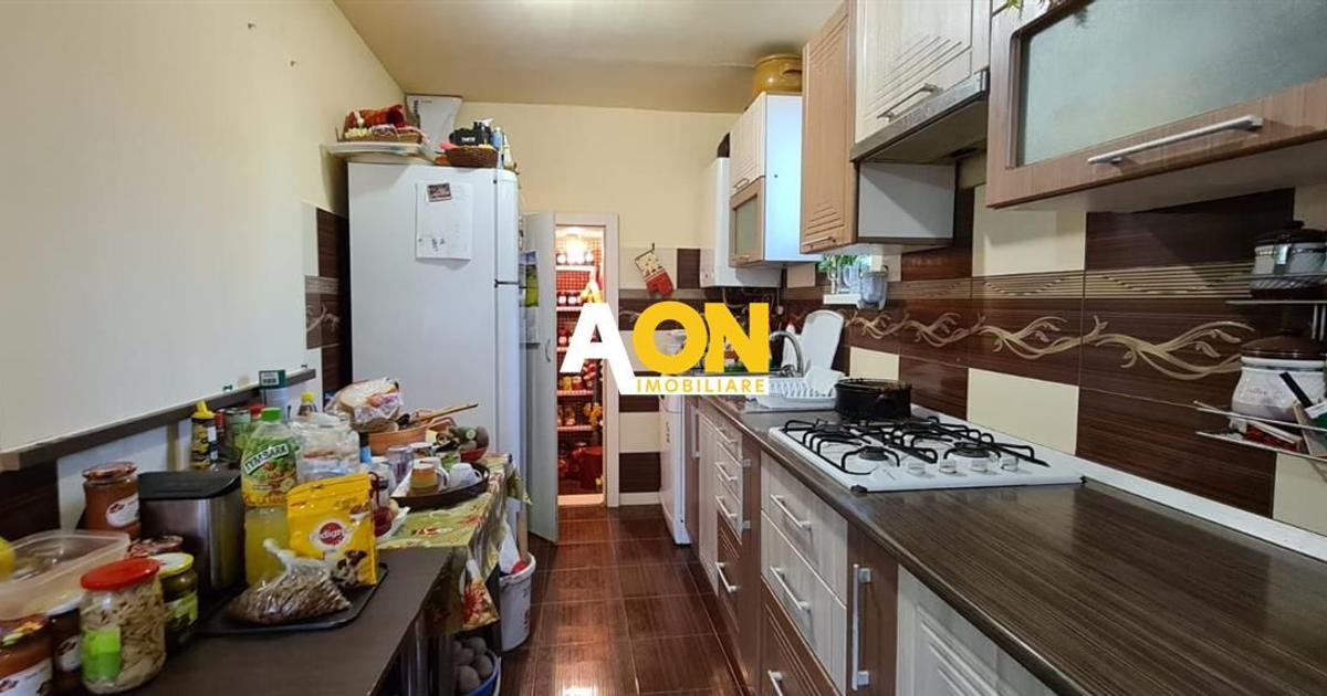 Casă individuală cu 8 camere în zona Central, Alba Iulia