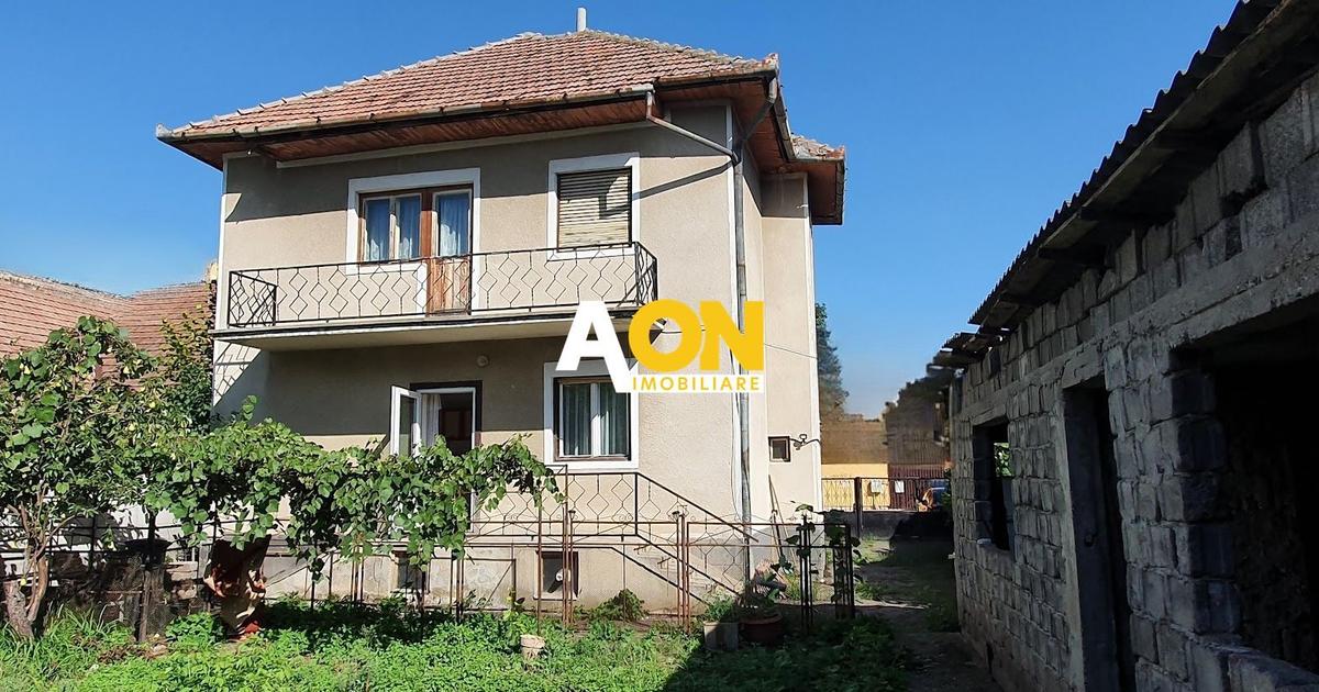 Casă individuală cu 5 camere în zona Cetate, Alba Iulia