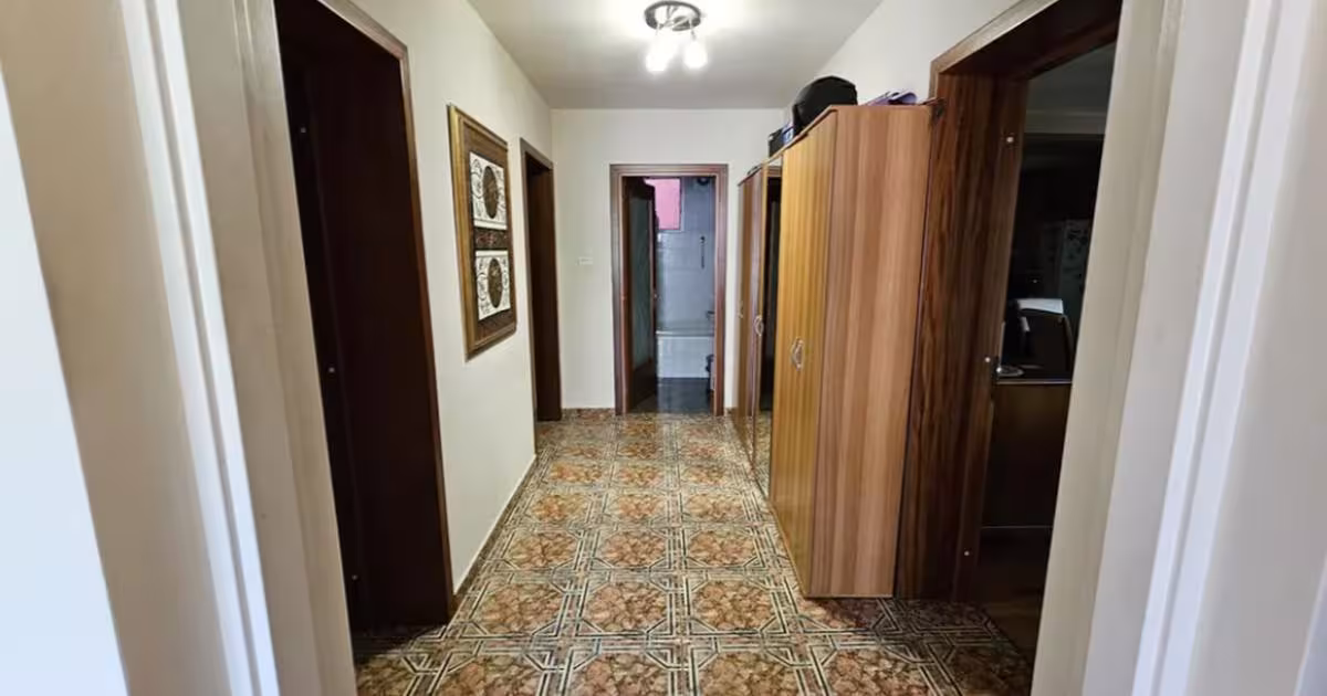 Casă individuală 225 mp cu 7 camere în zona Cetate, Alba Iulia