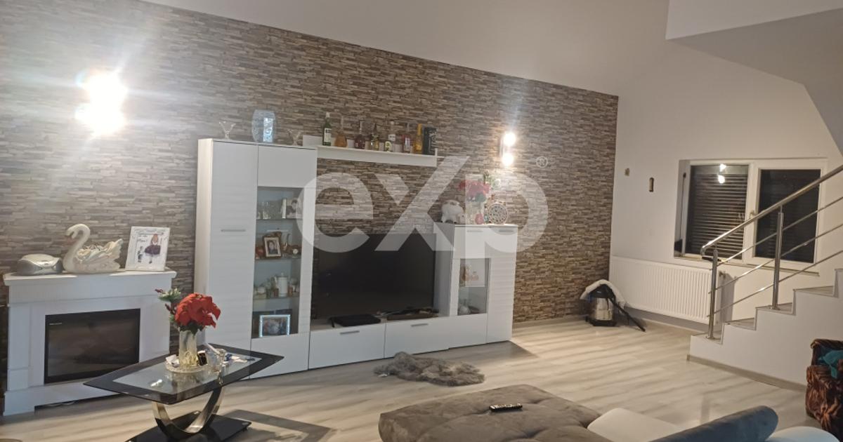 Casă individuală cu 4 camere în Albota