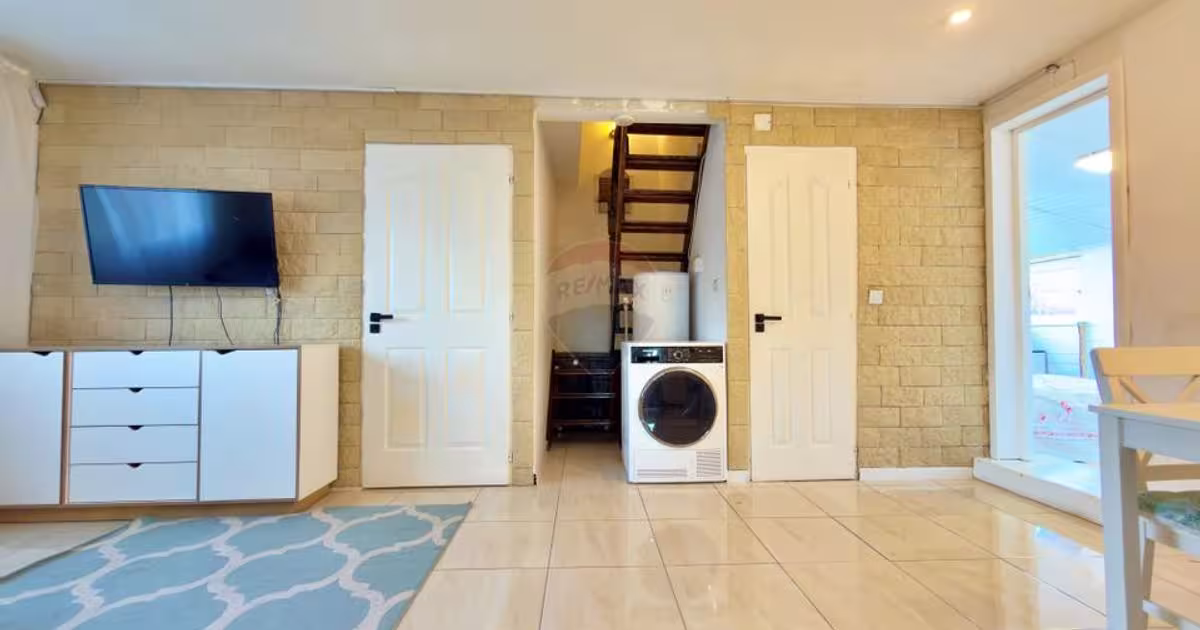 Casă individuală cu 5 camere în zona 3 Insule, Arad