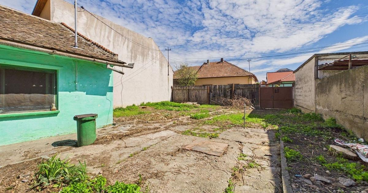 Casă individuală 85 mp cu 2 camere în zona Aradul Nou, Arad