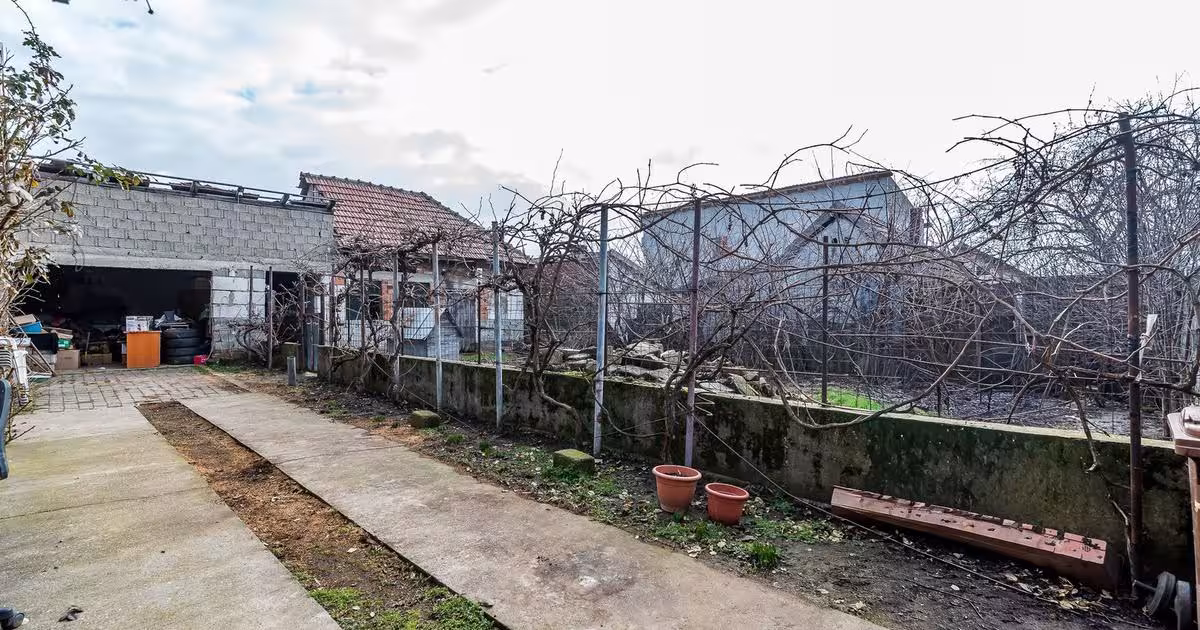 Casă individuală cu 3 camere în zona Bujac, Arad