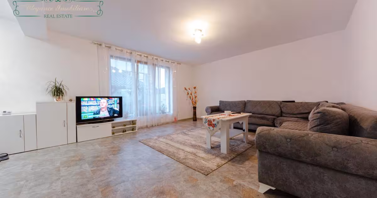 Casă individuală 160 mp cu 6 camere în zona Exterior Est, Arad