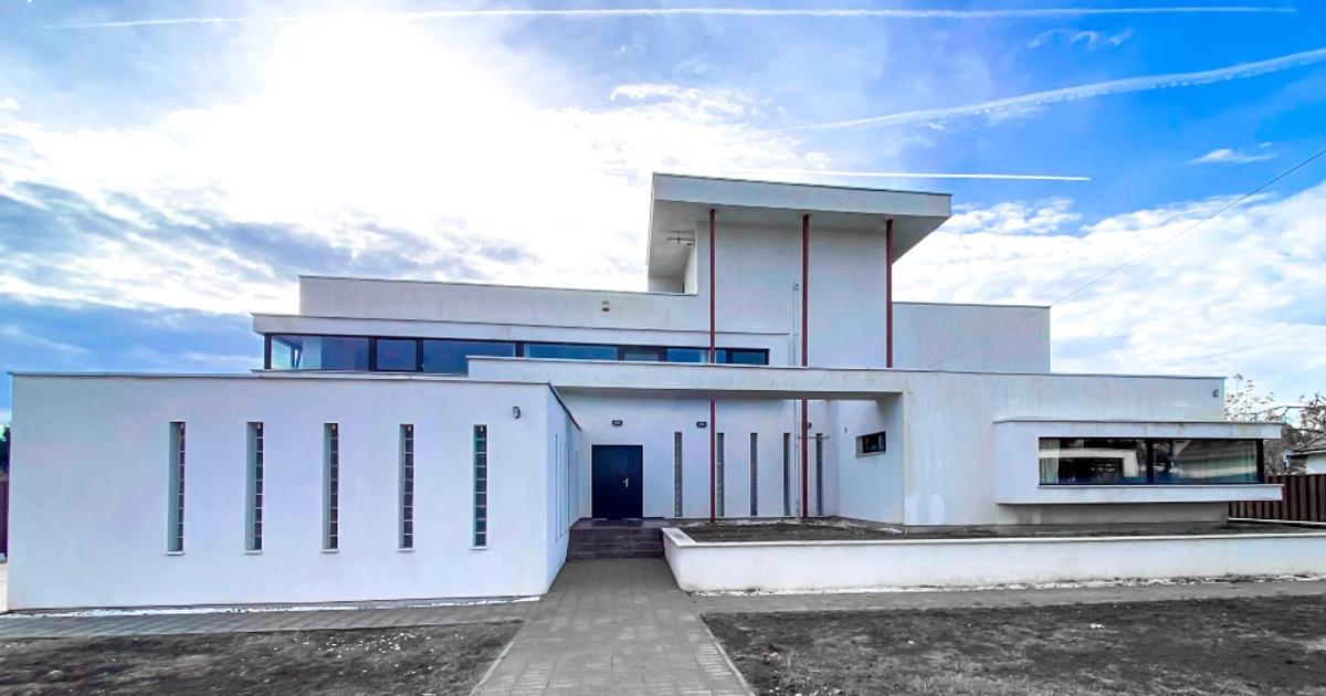 Casă individuală 650 mp cu 7 camere în zona Micălaca, Arad