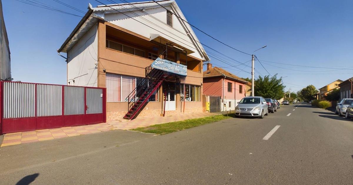 Casă individuală cu 8 camere în zona Pârneava, Arad