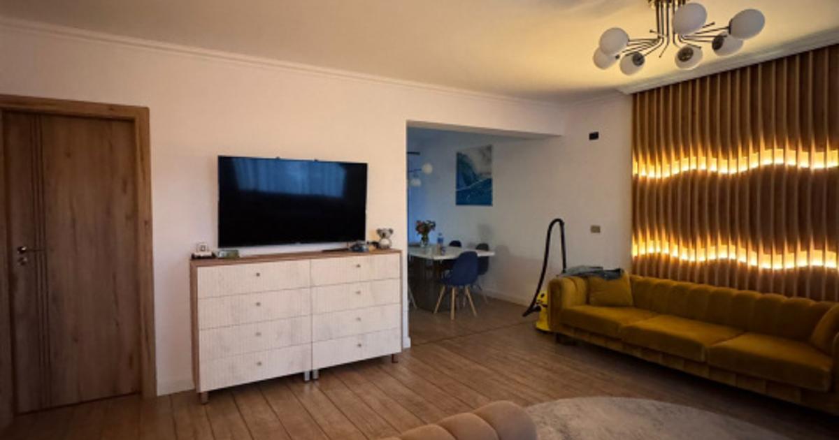 Casă individuală cu 6 camere în zona Sud-Est, Arad