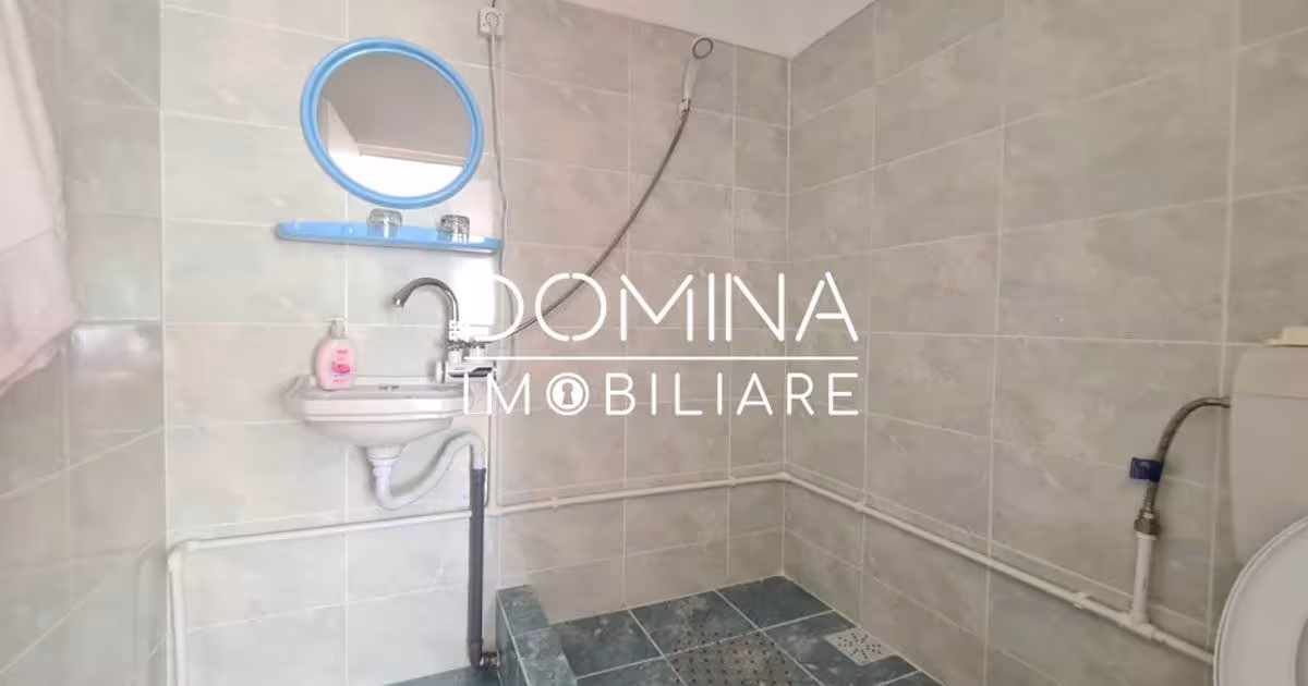 Casă individuală 170 mp cu 5 camere în Arcani